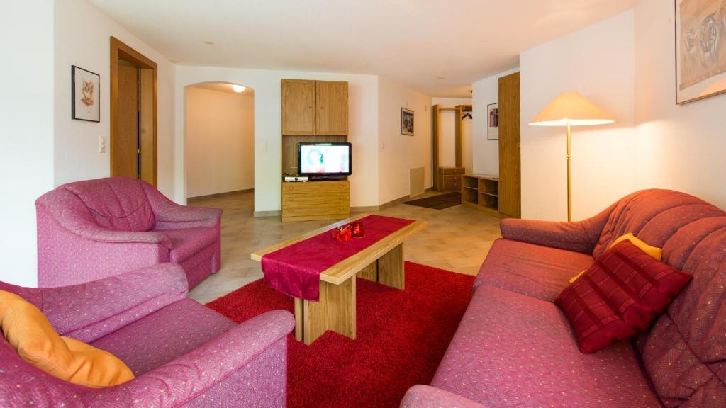 Haus Evita Saas-Grund Zimmer foto