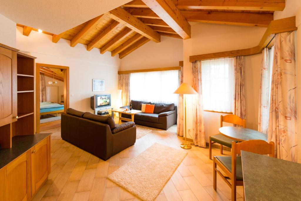 Haus Evita Saas-Grund Zimmer foto